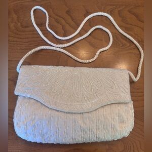 Carolyn Barton Night Off-white beaded 
Evening Purse‎ vintage